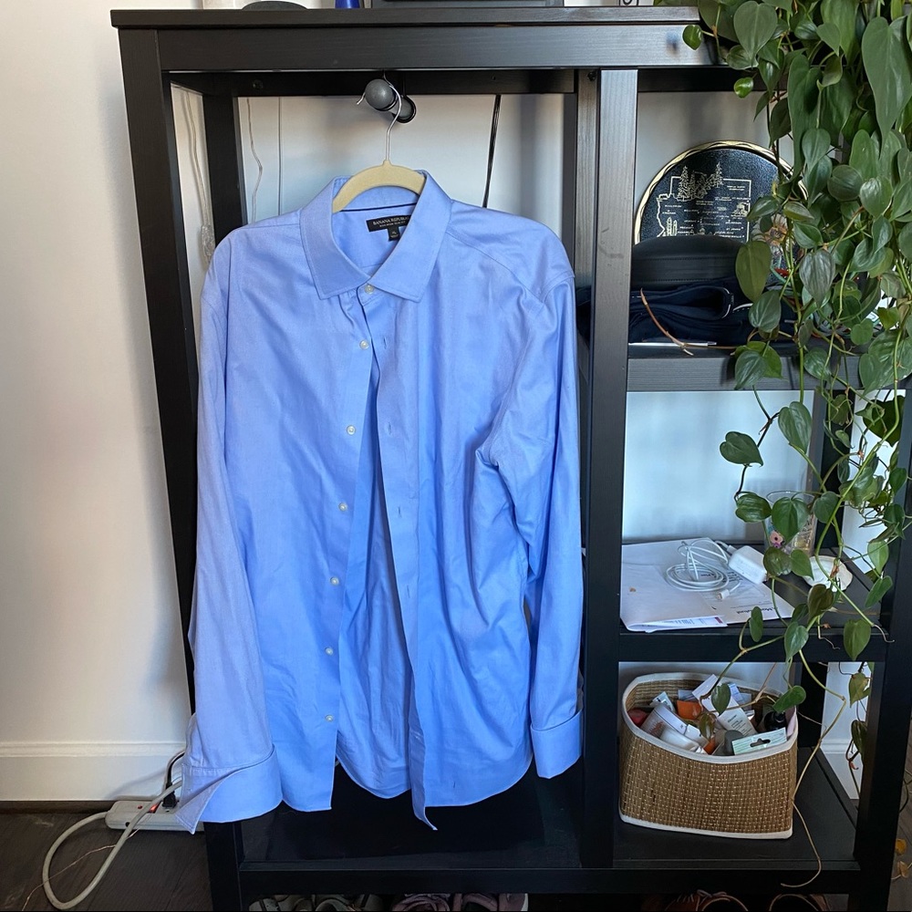 Banana Republic blue dress shirt
